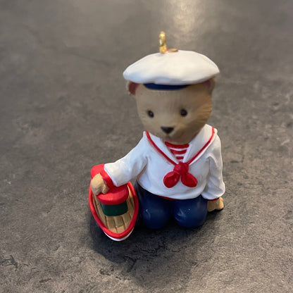 Hallmark Bearingers of Victoria Circle Set