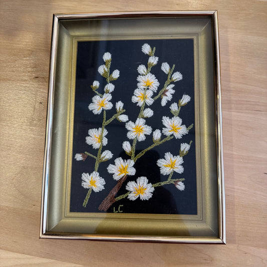 Embroidered Daisy Art