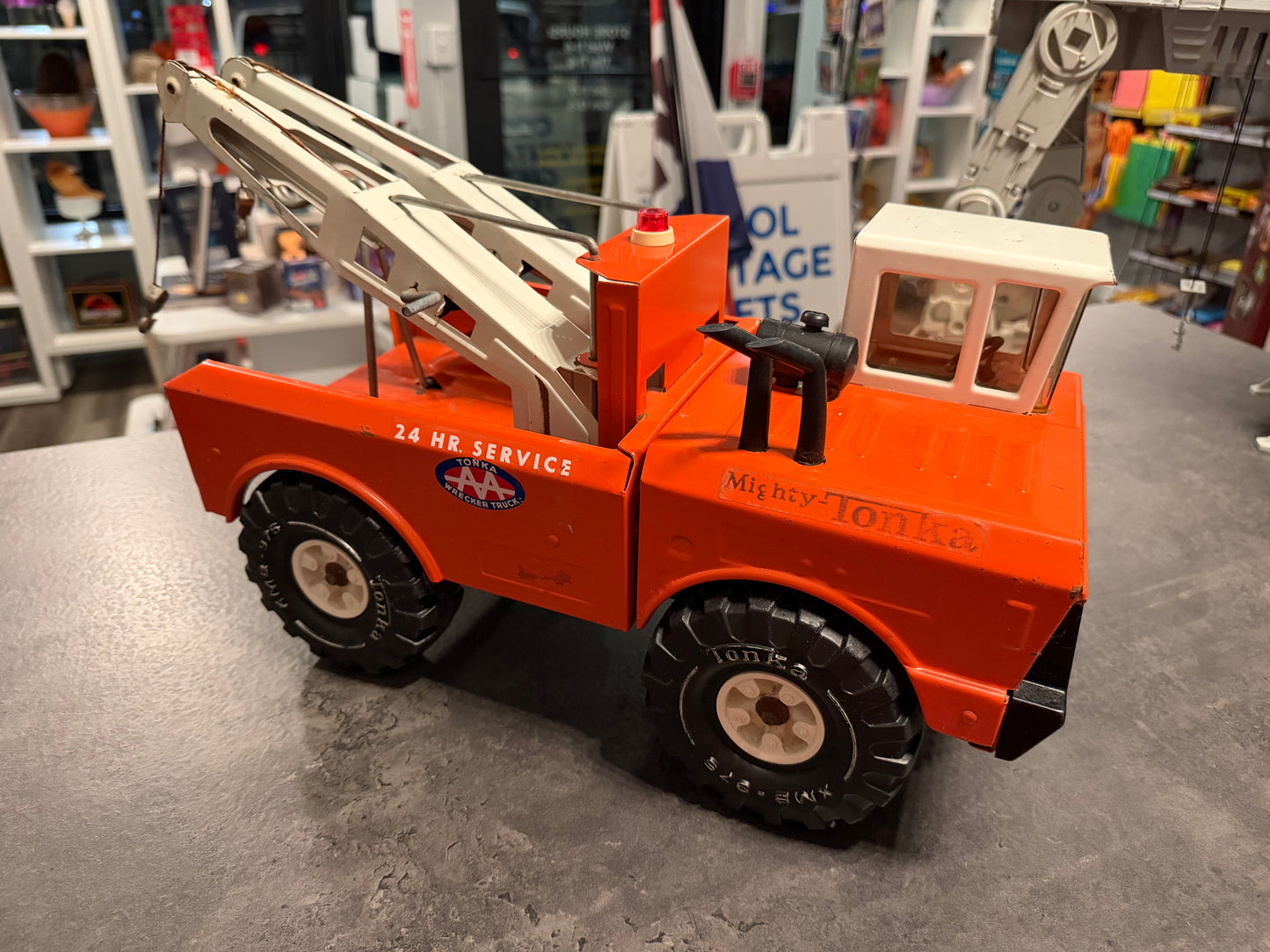 1970 Mighty Tonka AA Wrecker Tow Truck