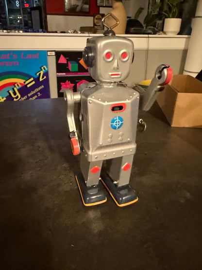 Sparkling Mike Robot