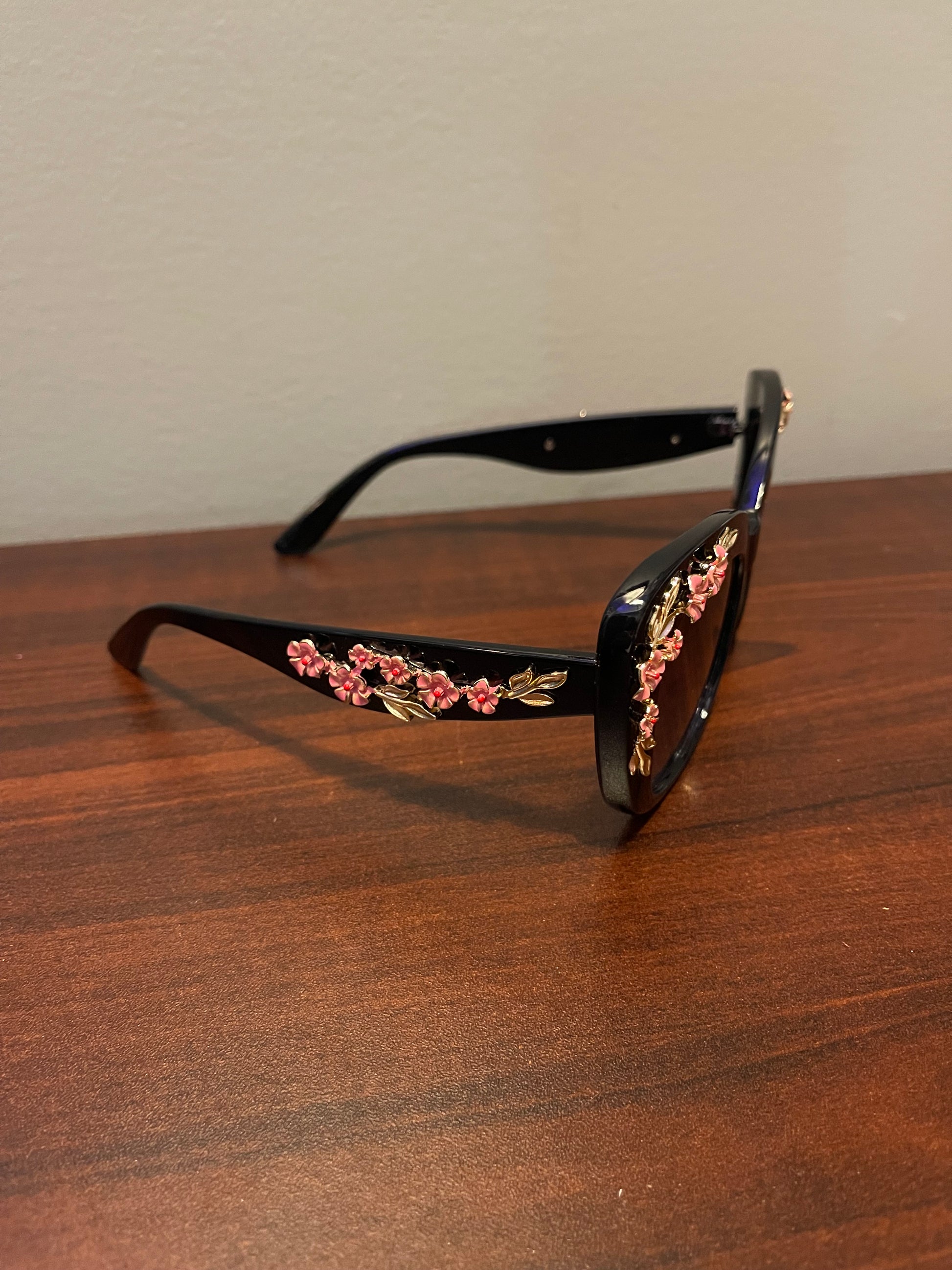 Ultra Ultra Sunglasses