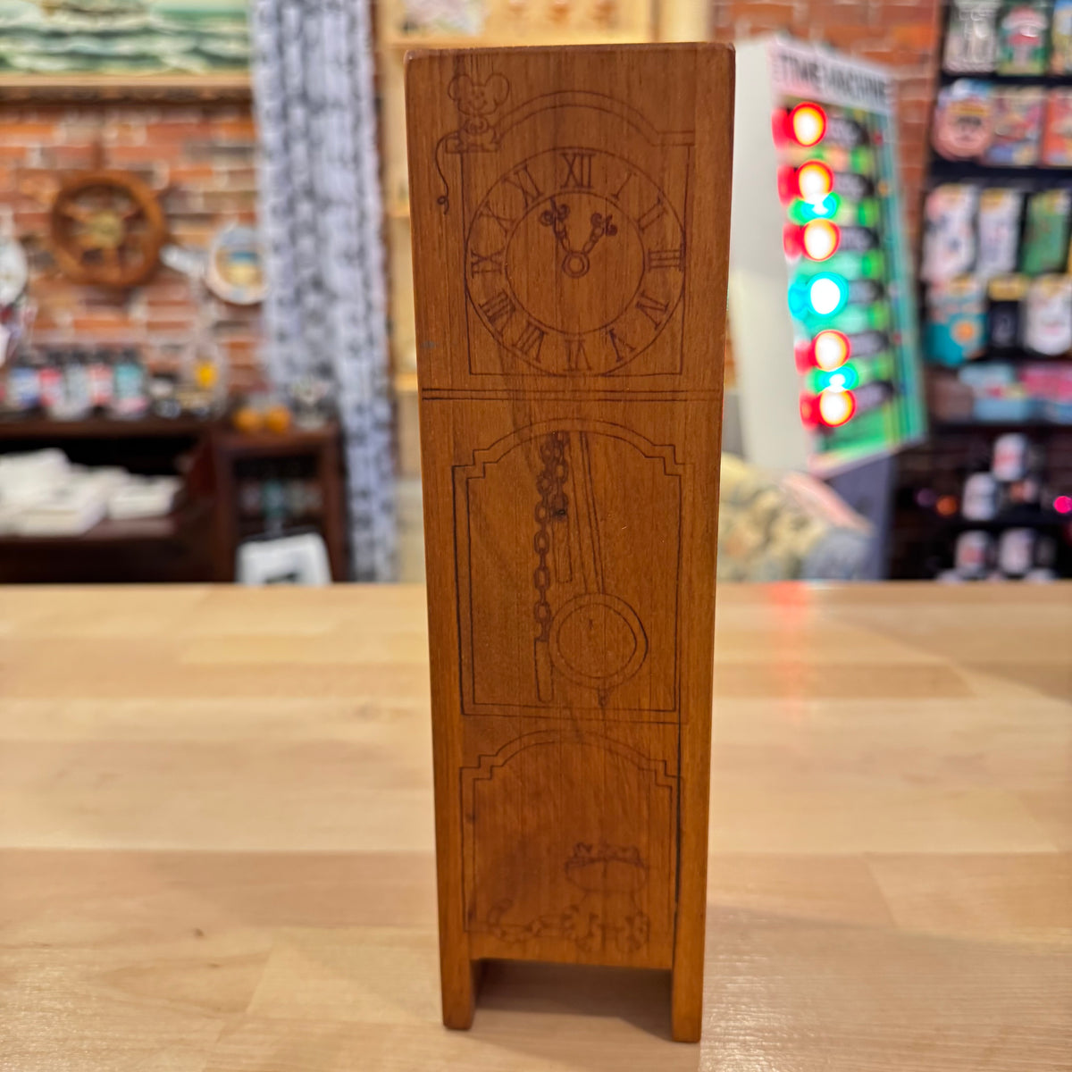 Wooden Hickory Dickory Clock Bank