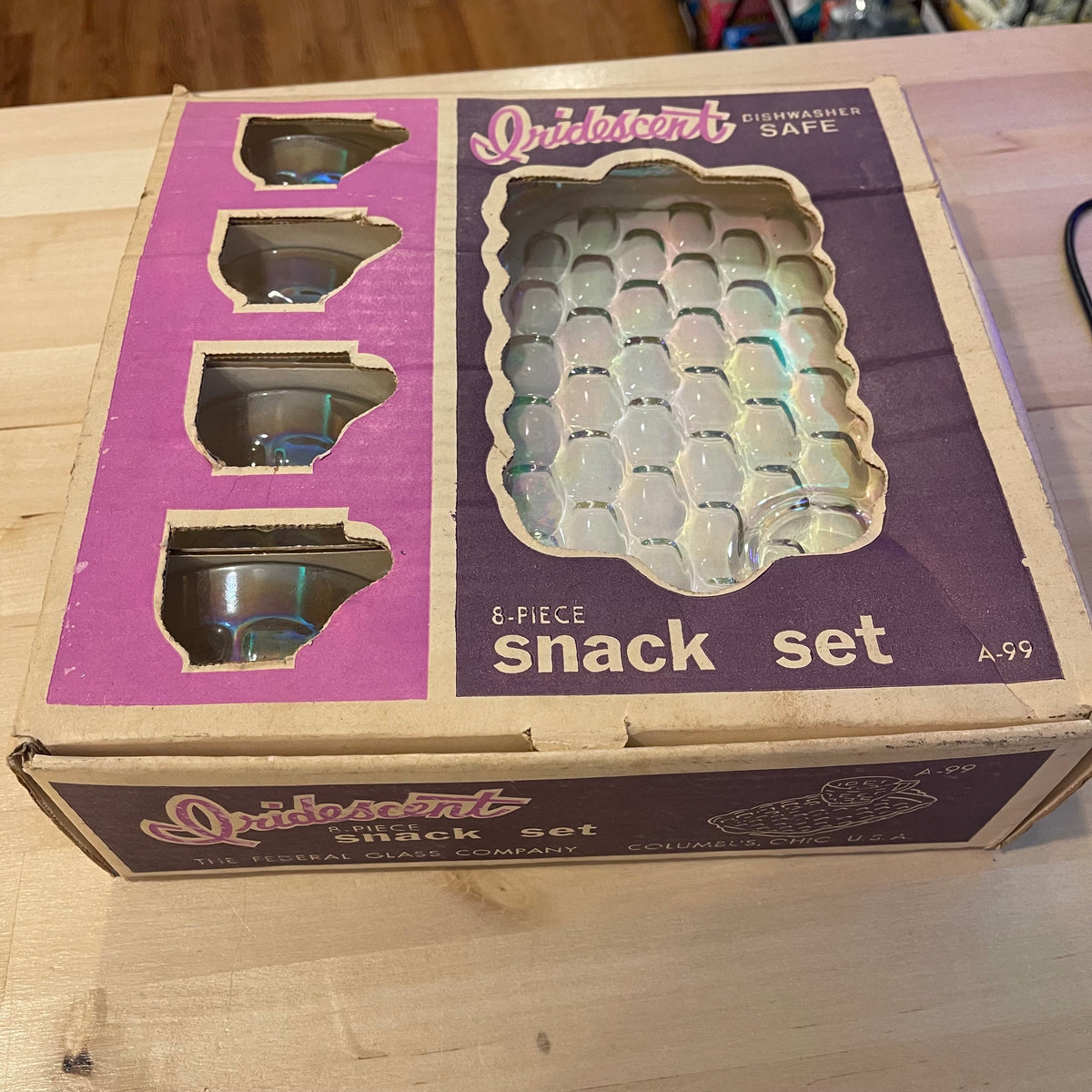 Federal Glass Iridescent Snack Set