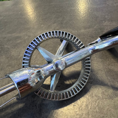 Manual Egg Beater