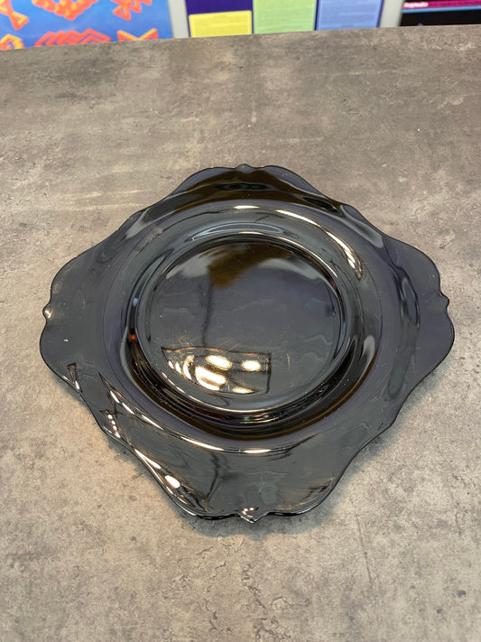 LE Smith Black Glass Plate