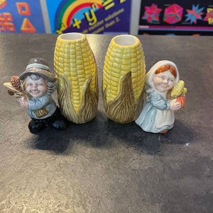 Thanksgiving Pilgrim Candle Holder Set
