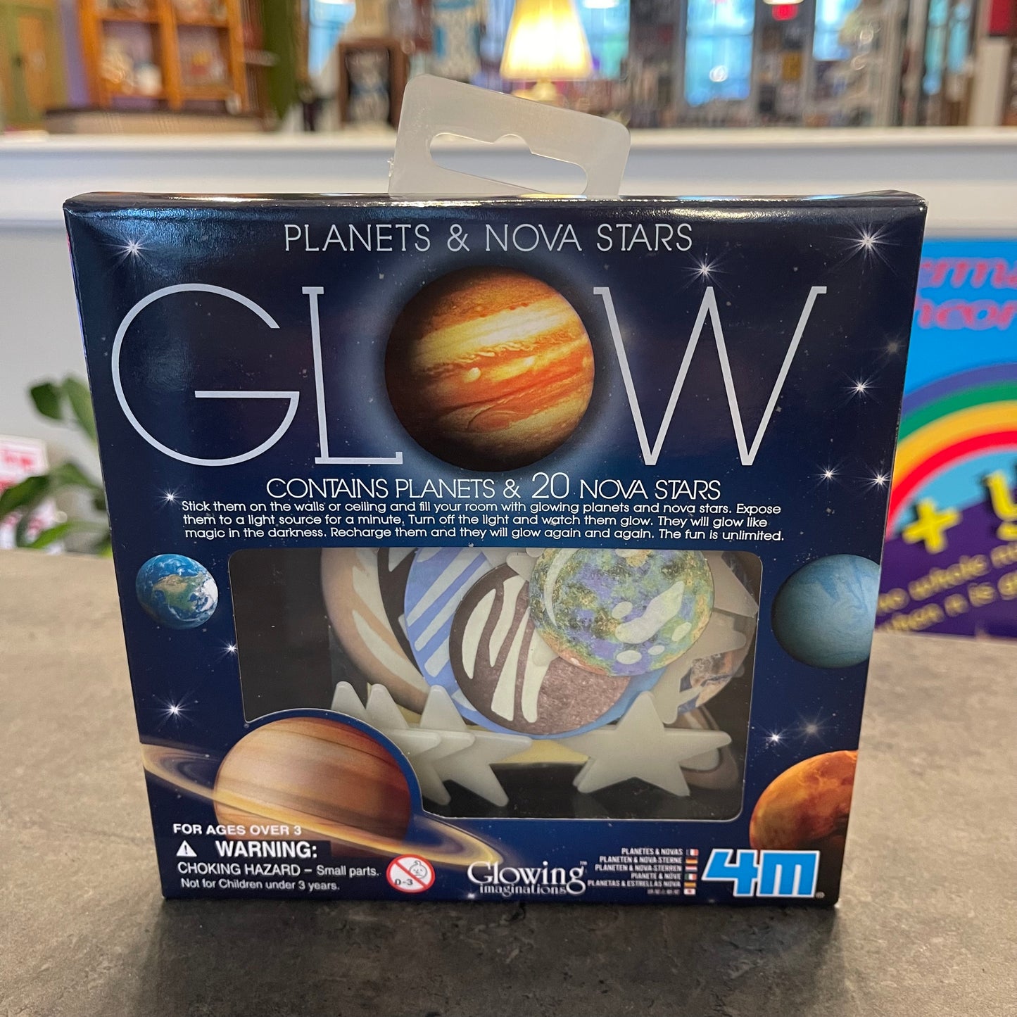 Glow Planets and Stars