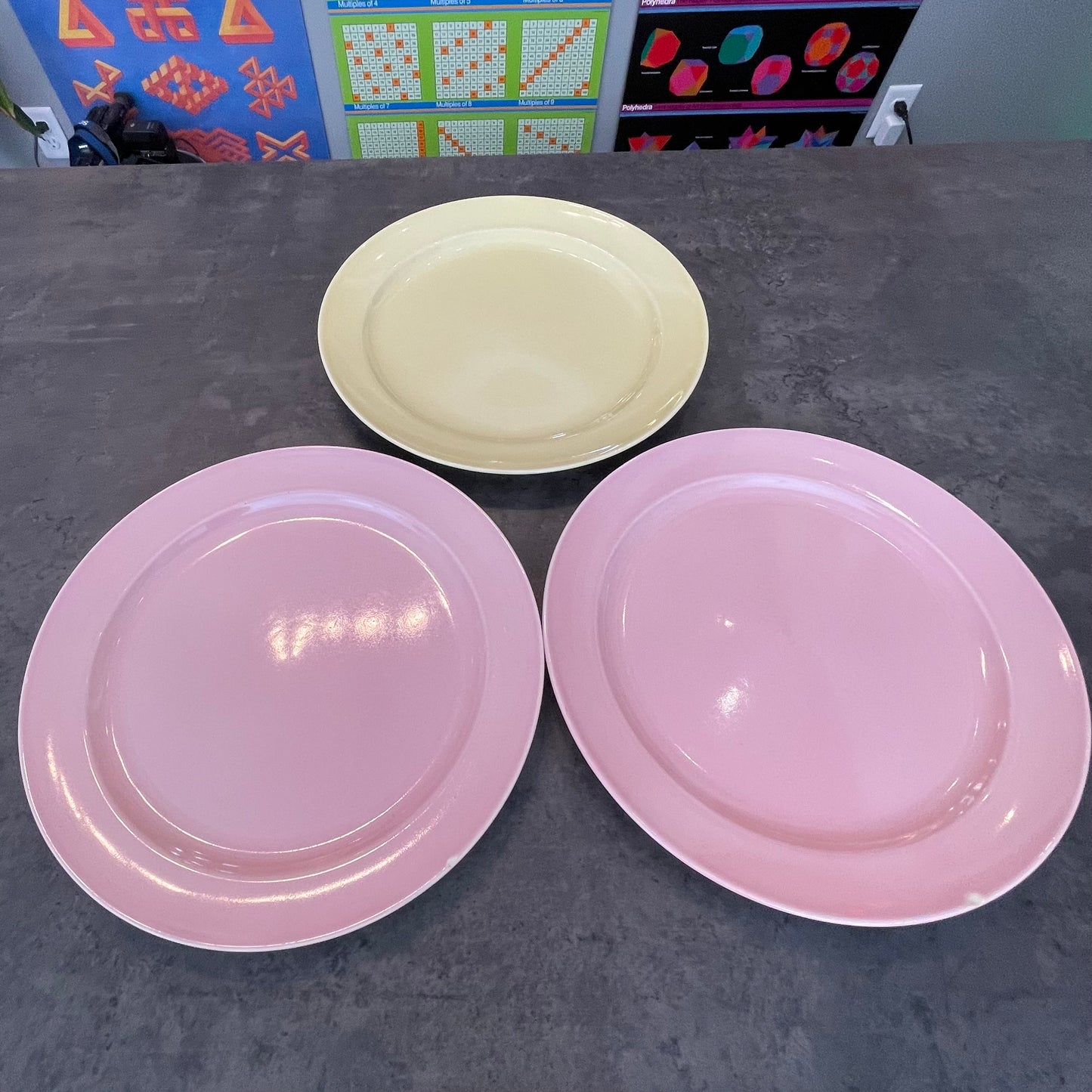 Set of 3 Lu-Ray Pastel Plates
