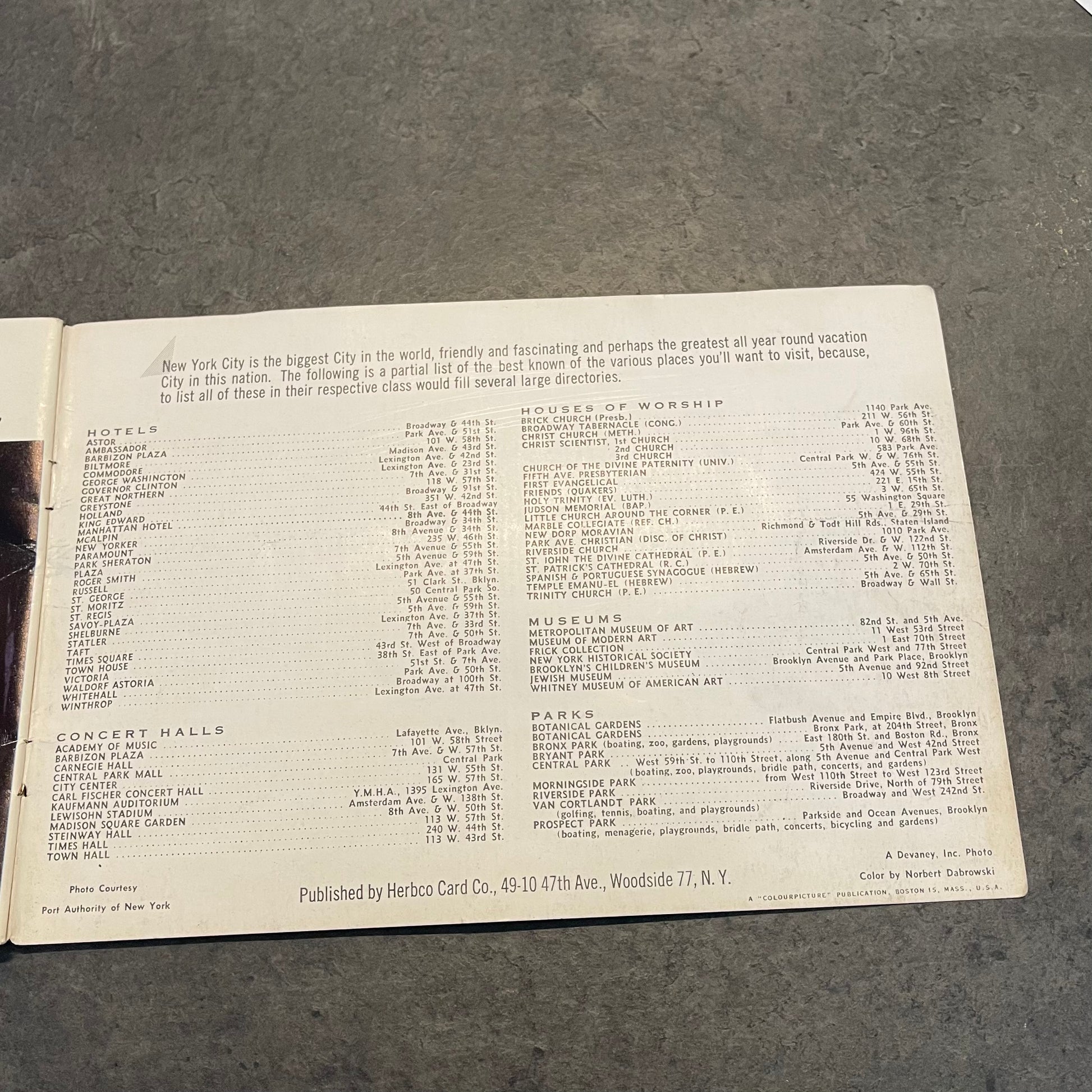 New York Souvenir Booklet