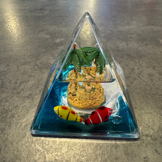 Underwater Pen Holder