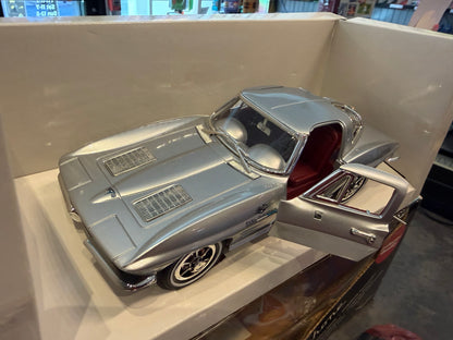 1963 Corvette Stingray Phone
