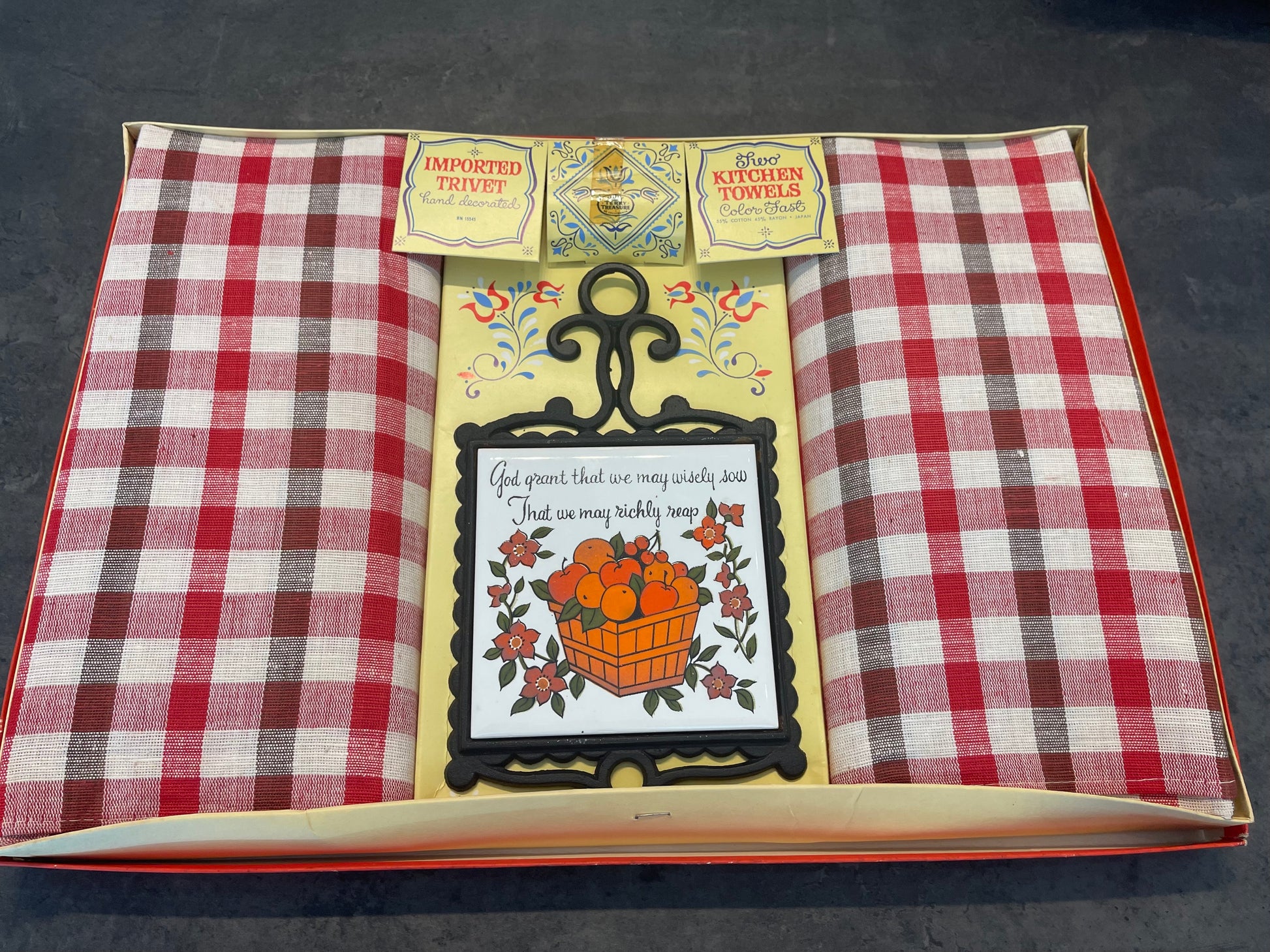 Trivet and Towel Set