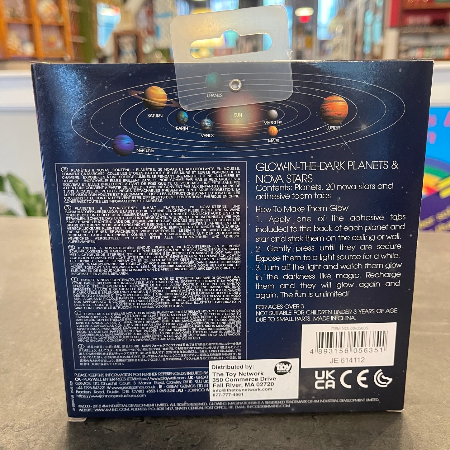 Glow Planets and Stars