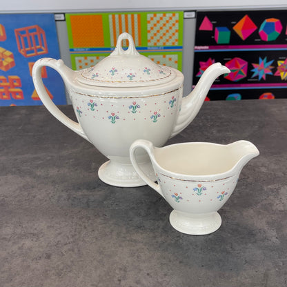 Homer Laughlin Teapot and Creamer