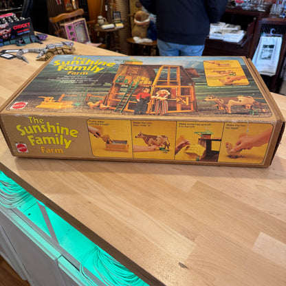 Mattel The Sunshine Family Farm In Box No. 9833