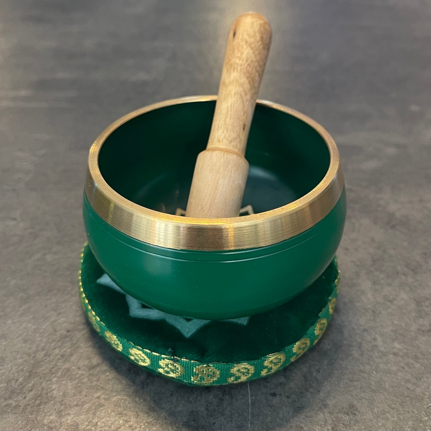 Heart Chakra Singing Bowl