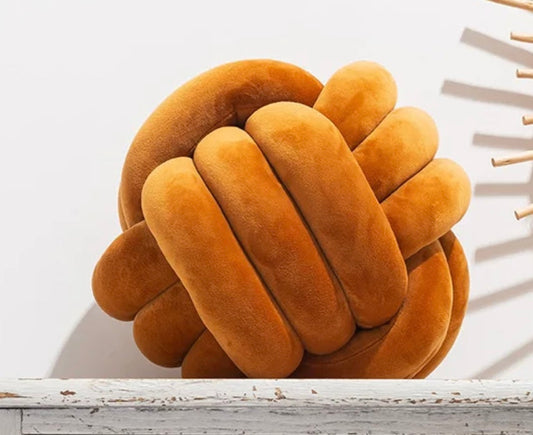 Knot Pillow