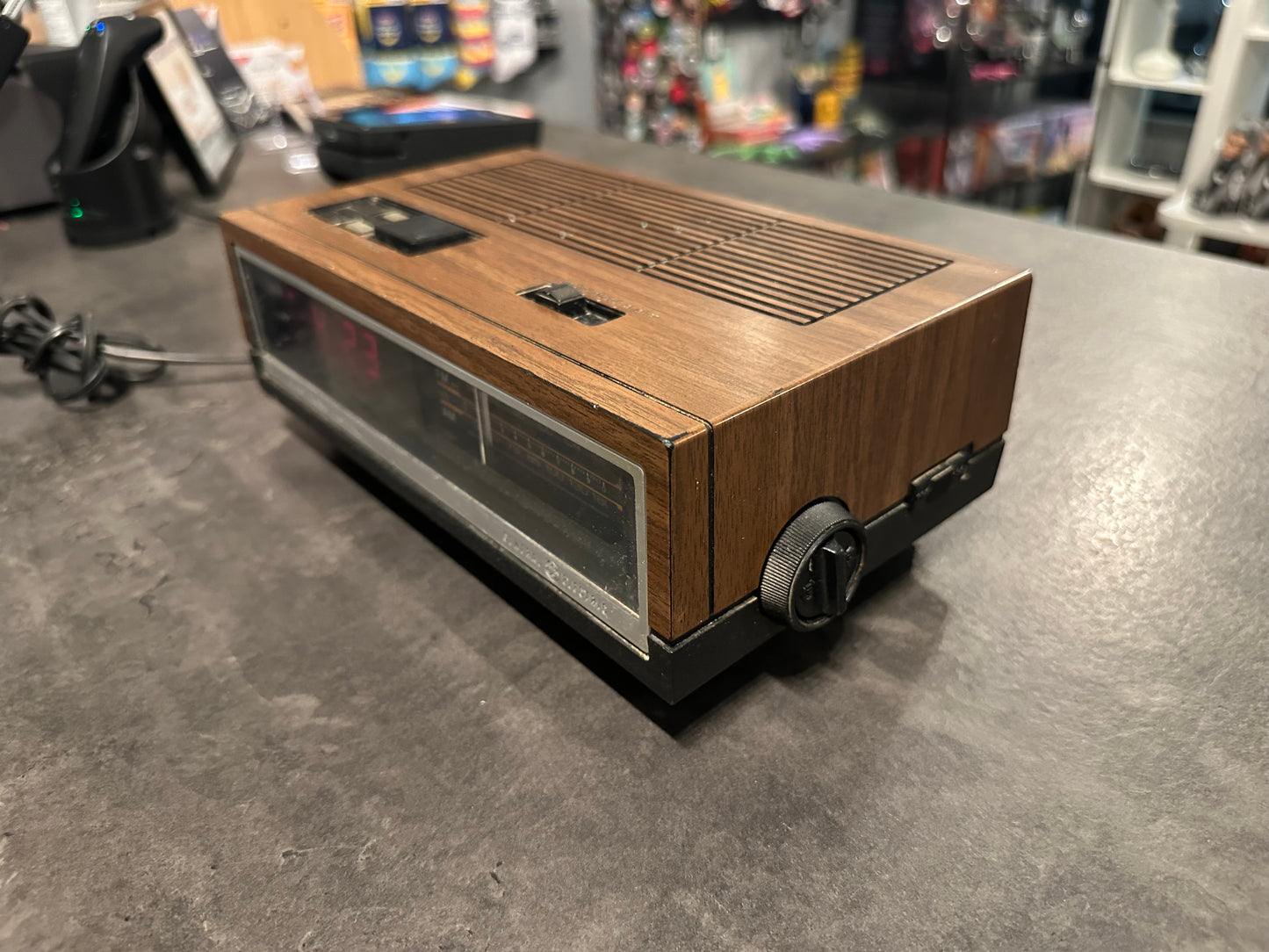 General Electric 80s Clock Radio