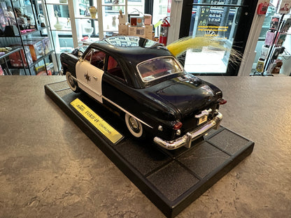 Die Cast 1949 Ford Coupe Police Car