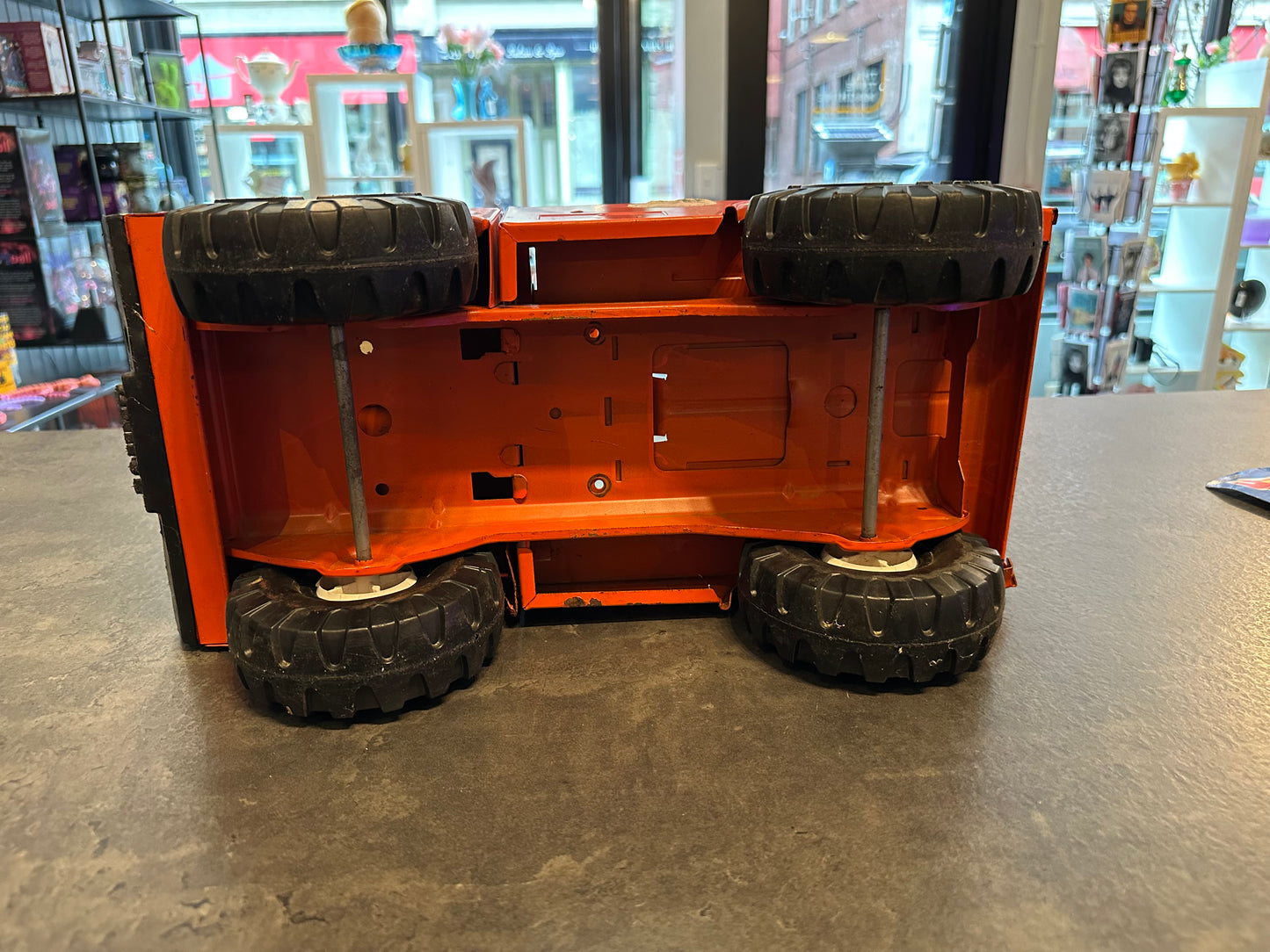 Tonka Rescue Vehicle Tow Truck Base