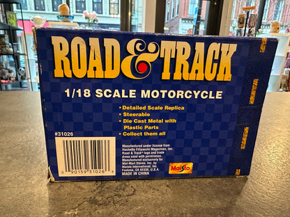 Road & Track 1/18 Scale Triumph Motorcycle
