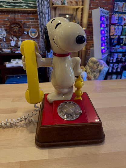 1976 Snoopy and Woodstock Rotary Phone