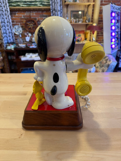 1976 Snoopy and Woodstock Rotary Phone