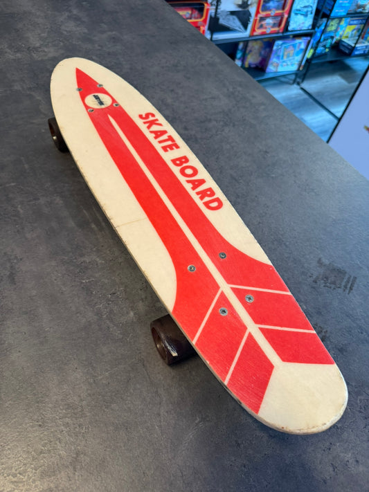 Justen Dagger Skateboard