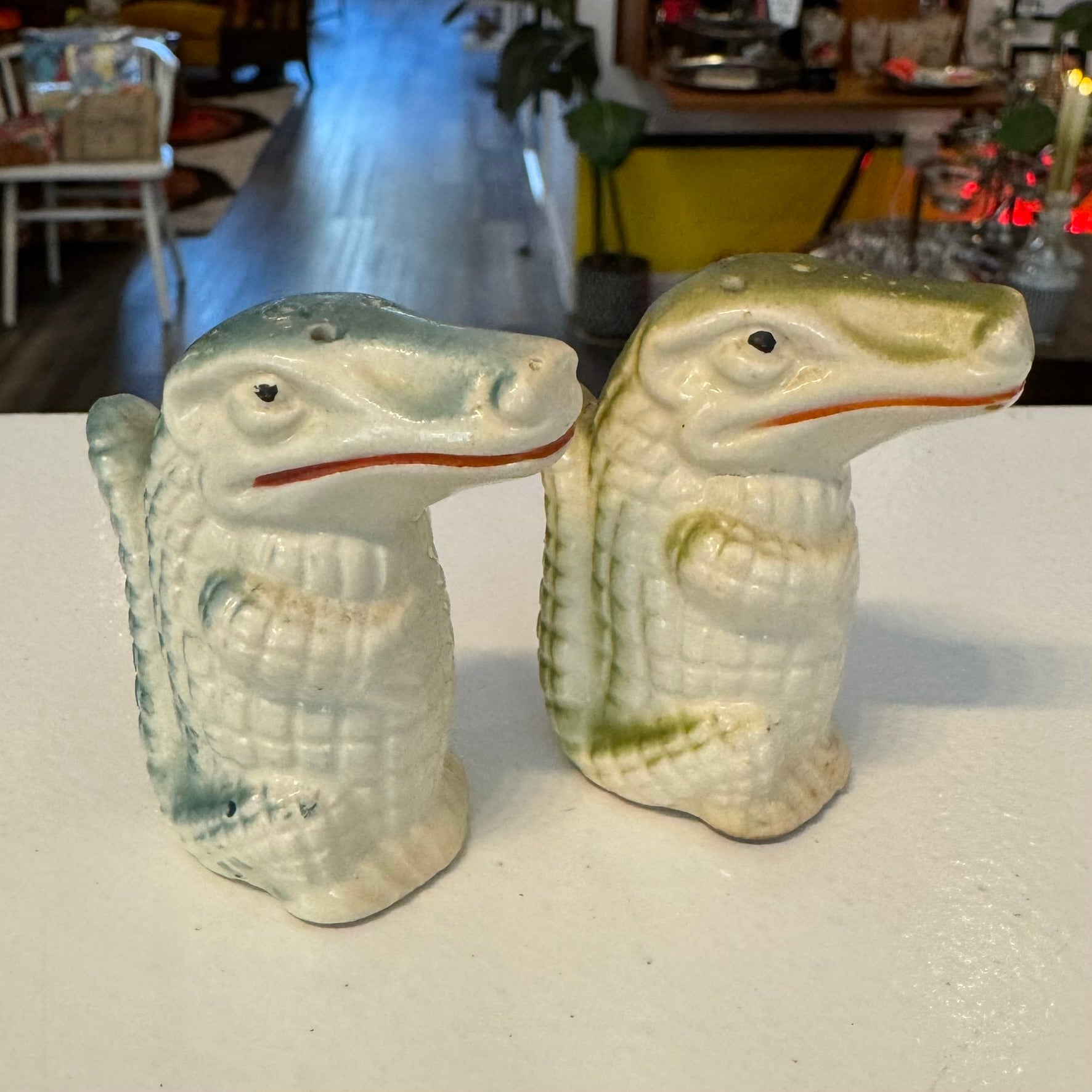 Blue and Green Alligators Salt and Pepper Shakers Vintage