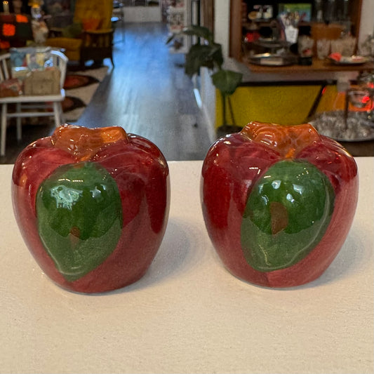 Apple Salt and Pepper Shakers Vintage