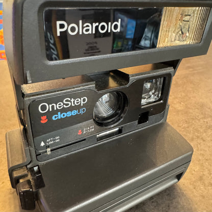 Polaroid OneStep Closeup Instant Camera (Working)
