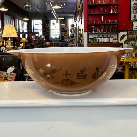 Pyrex Early American Cinderella Mixing Bowl