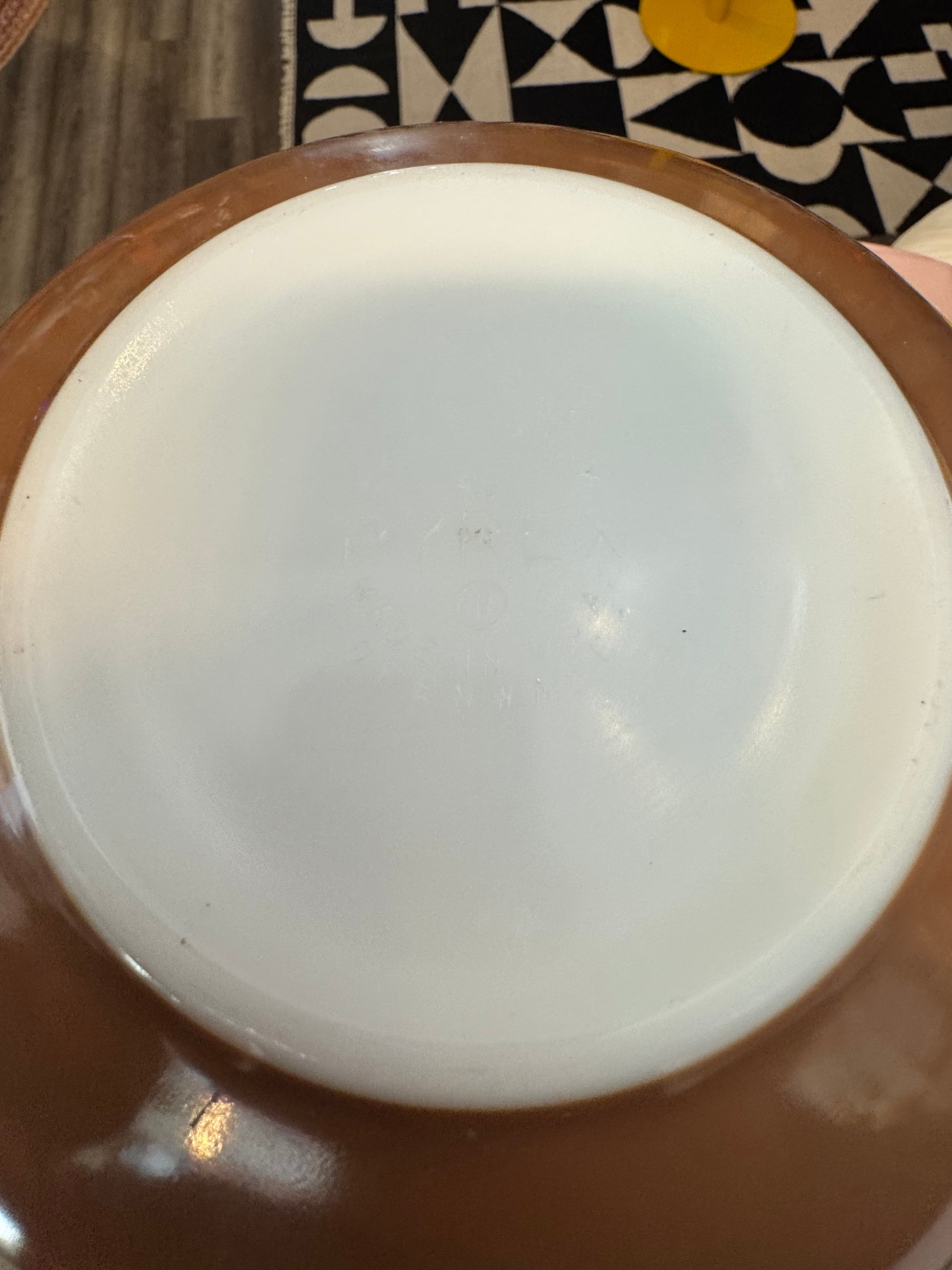 Pyrex Early American Cinderella Mixing Bowl