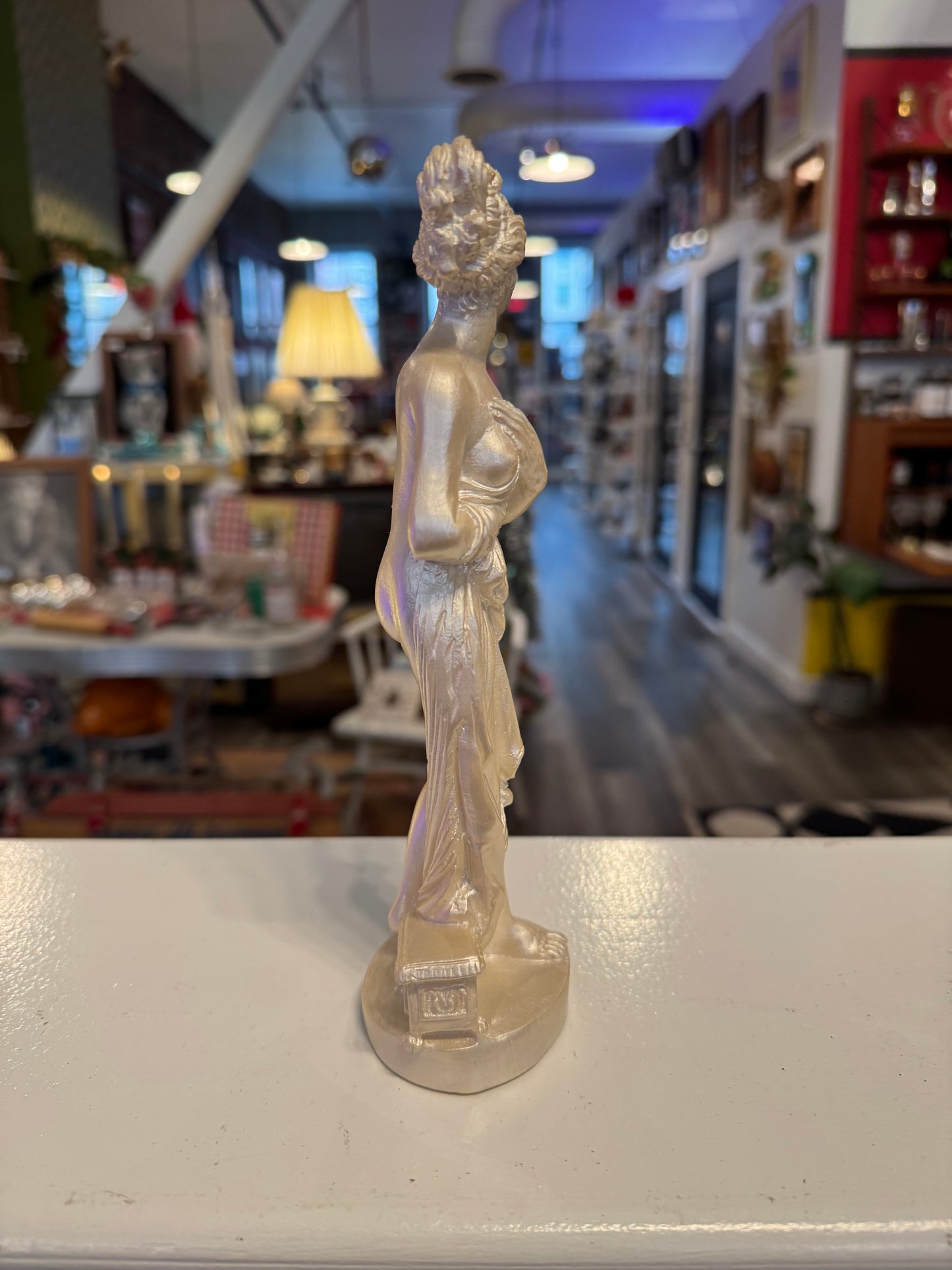Roman Lady Statue Tourist Souvenir Italy