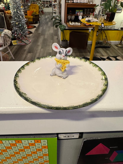 Mouse with Cheese Plate