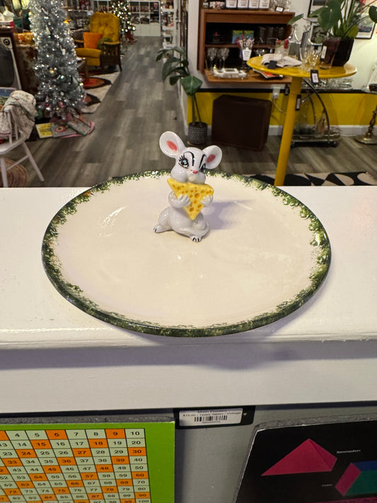 Mouse with Cheese Plate