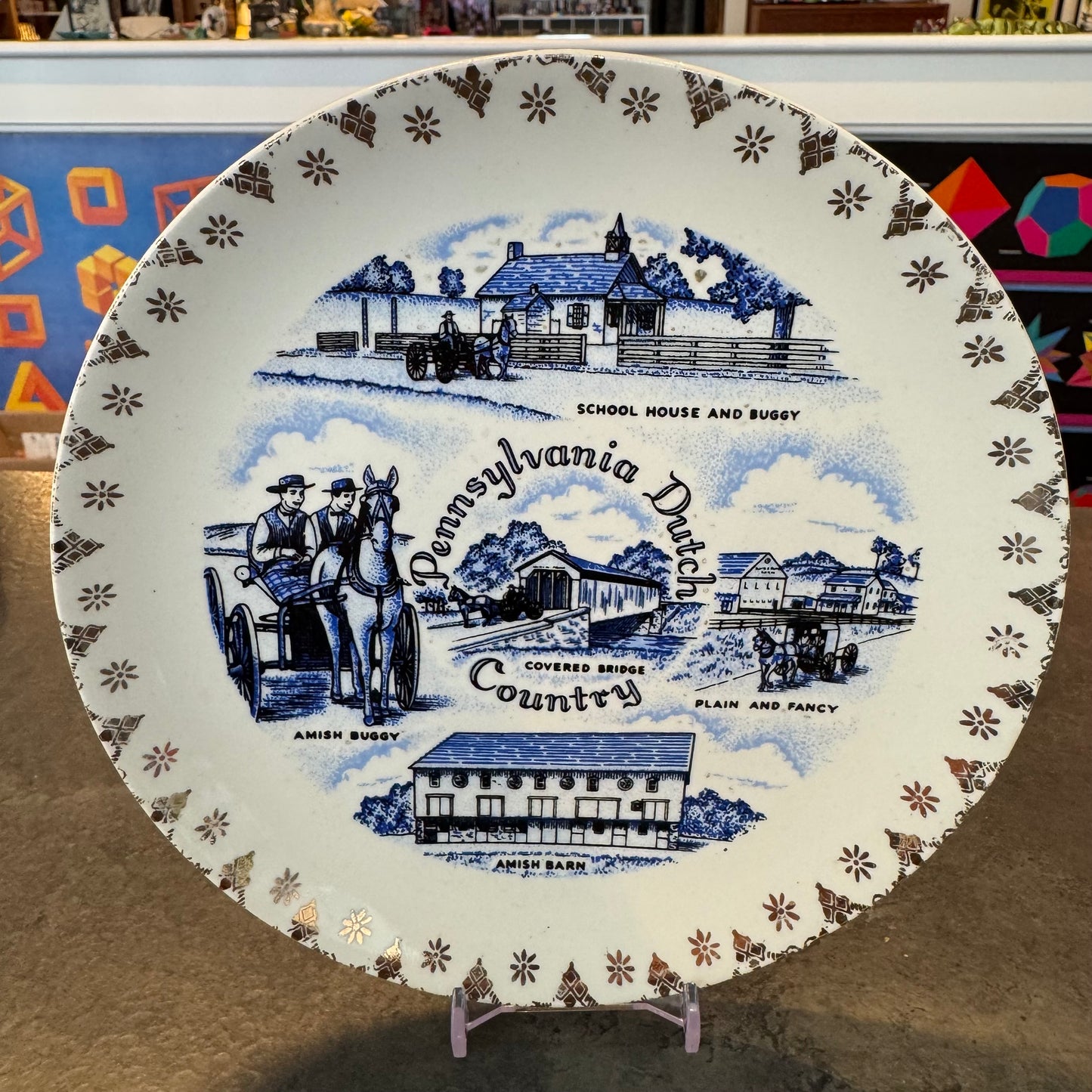 Souvenir Plate 7" Pennsylvania Dutch Country