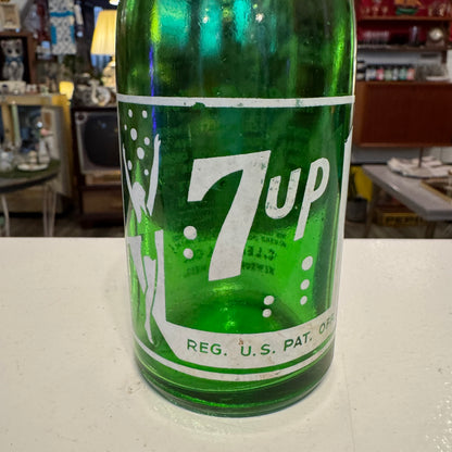 Vintage 7-Up 7oz Glass Bottle – C. Leary & Co. Newburyport, MA – No Chips