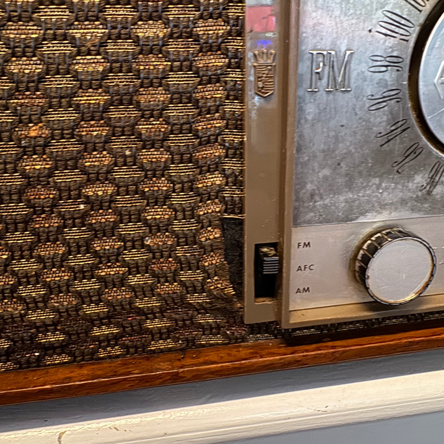Vintage Zenith Model S-65234 Tube Radio - Working - Mid-Century Wood Cabinet