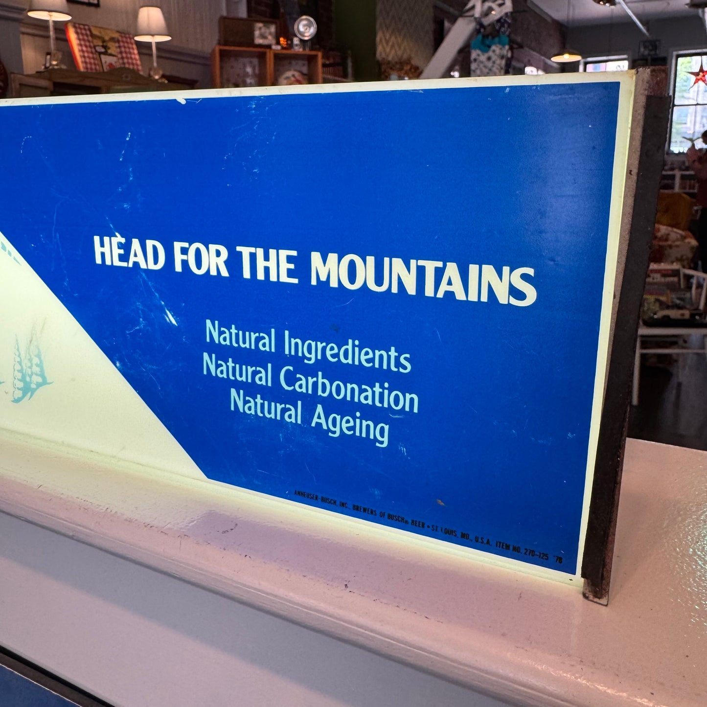Light Up Busch Beer Sign 'Head for the Mountains" Works