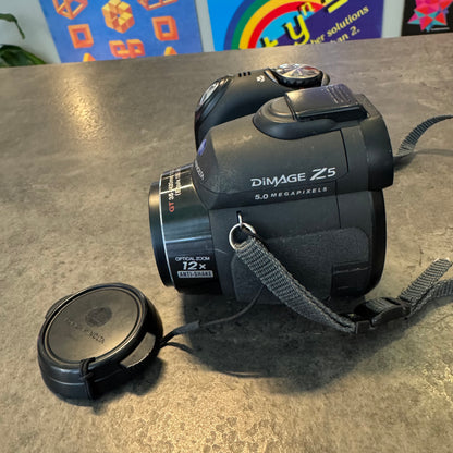 Konica Minolta Dimage Z5 w/ 2GB Memory Card Working