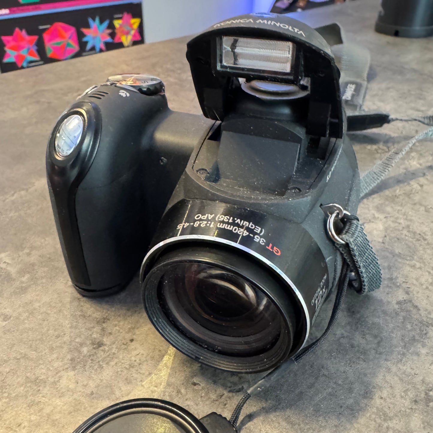 Konica Minolta Dimage Z5 w/ 2GB Memory Card Working
