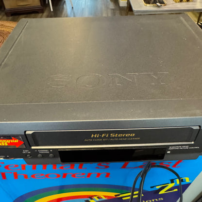 Sony Model SLV-AX10 VCR w/Remote Working
