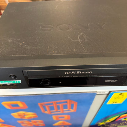 Sony Model SLV-N500 VCR w/Remote Working