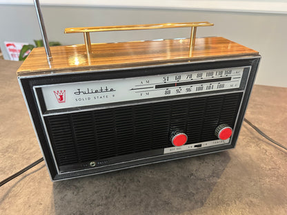 Juliette Solid State 9 AM/FM Radio