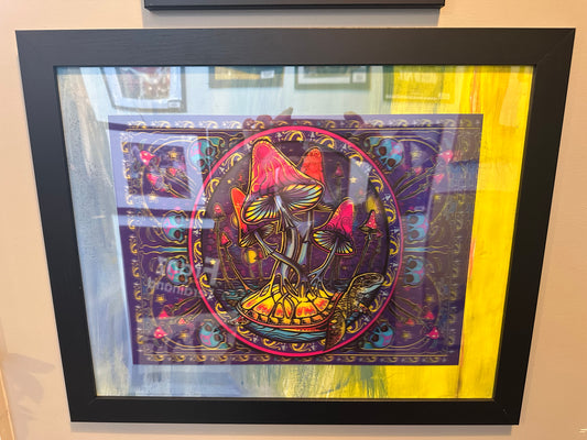 Framed 3D Lenticular Mushroom Print with Canvas Backsplash
