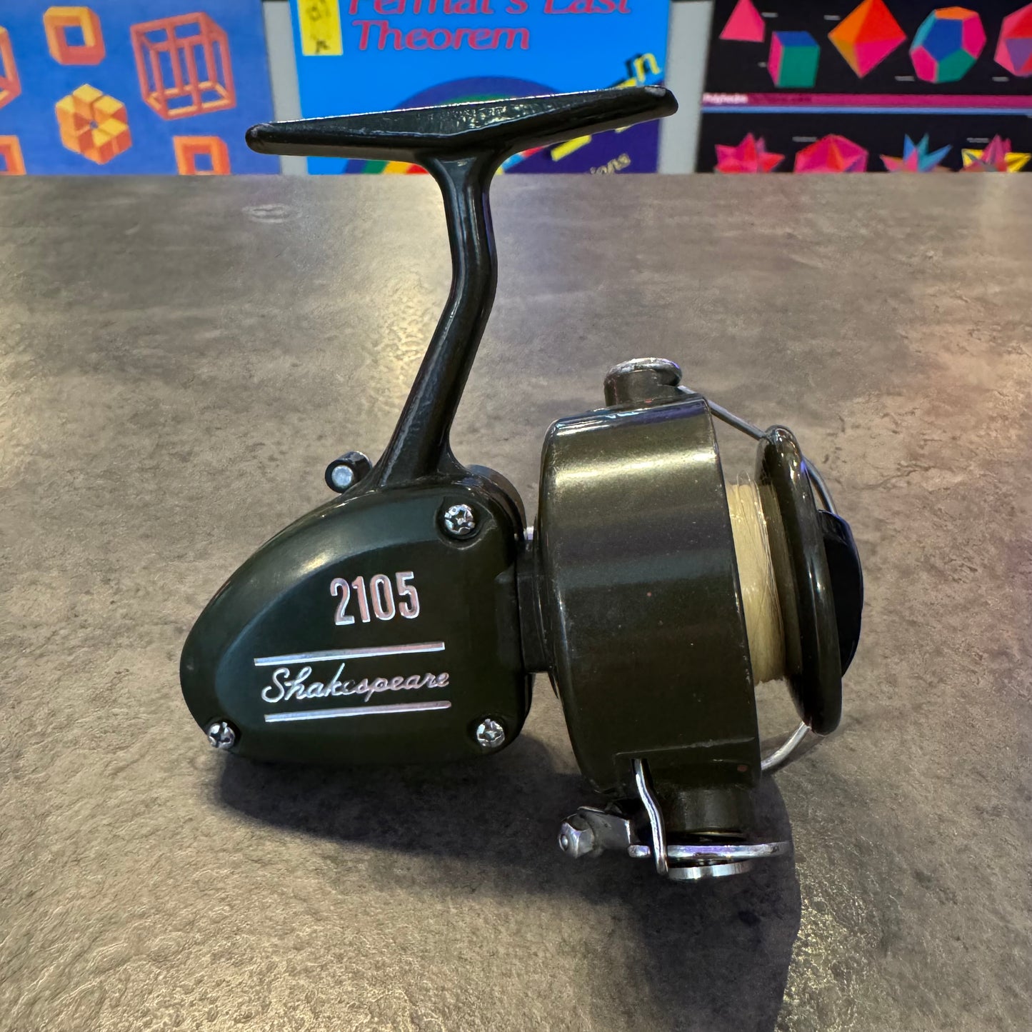 Vintage Shakespeare 2105 Spinning Fishing Reel