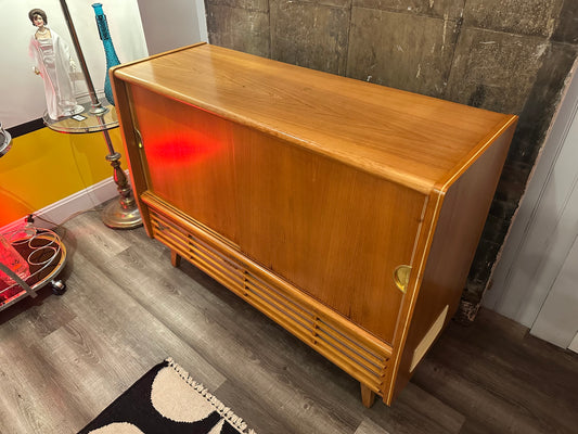 Wien Telefunken AM/FM/Shortwave with Record Player