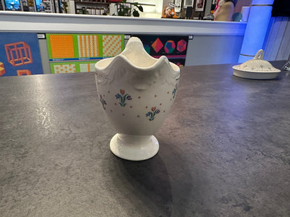 Homer Laughlin Teapot and Creamer